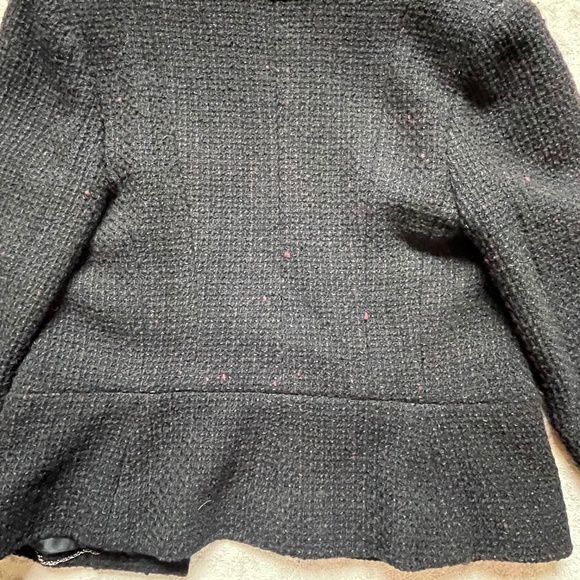 CHANEL wool blazer Size 6 - Picture 4 of 12